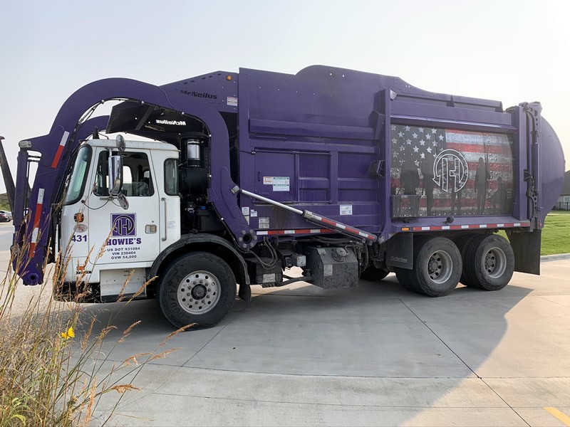 front load commercial trash truck
